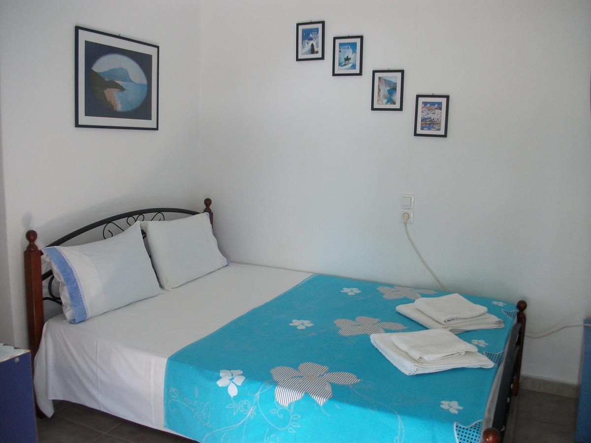 Floras Rooms And Studios Anáfi Kültér fotó